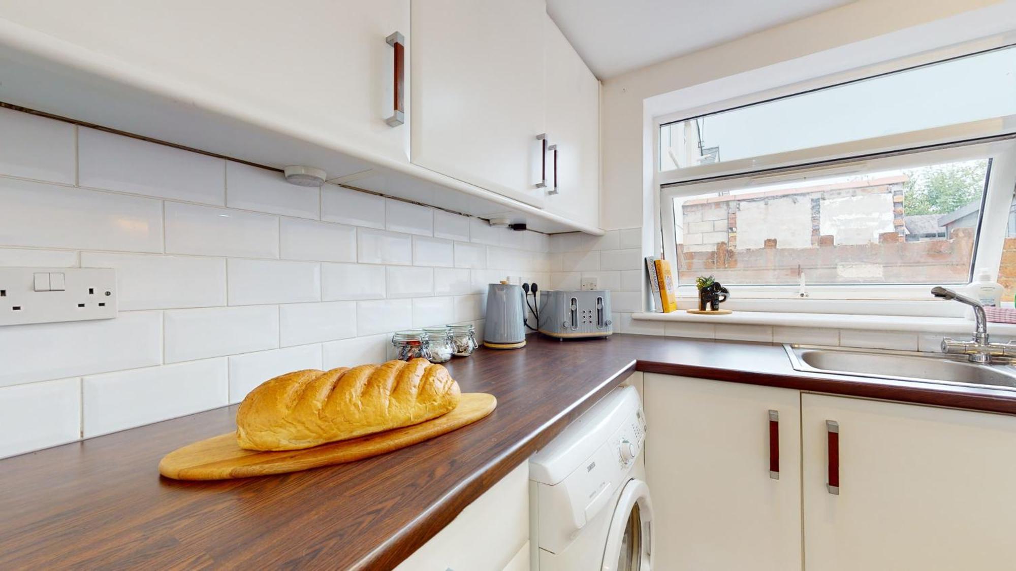 Cosy And Patio Apartment Cardiff