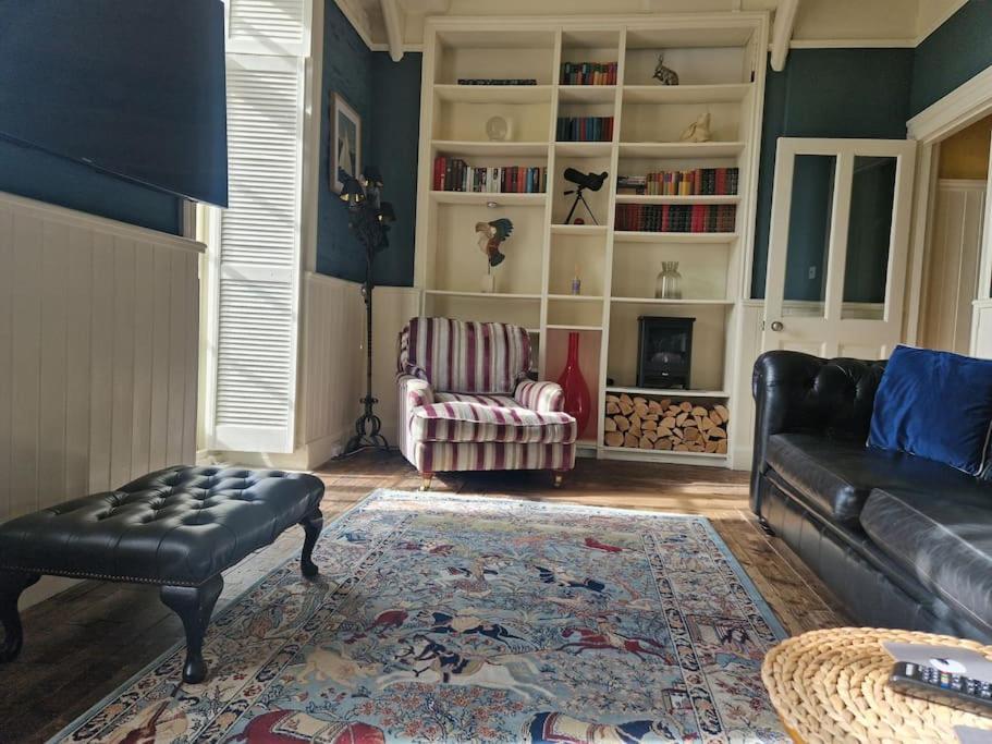 Apartment Unique Centre Couples Retreat, 1 Bed Maisonette Cardiff