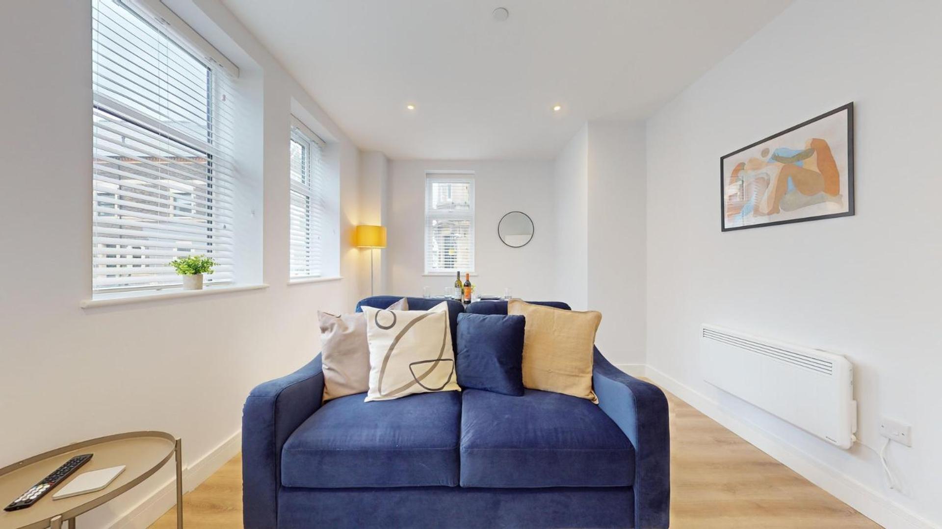 Spacious One Bedroom | Wifi *