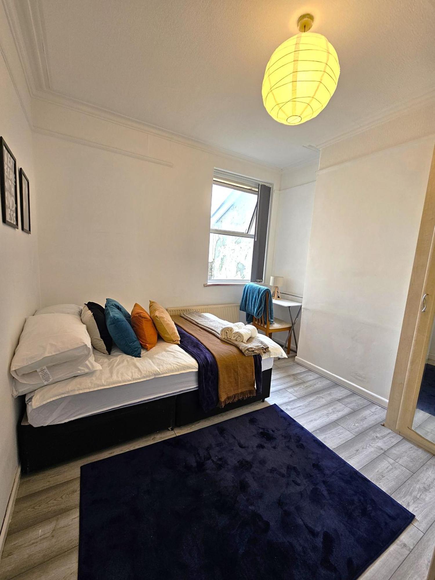 Homestay Hospital Of Wales Luxury