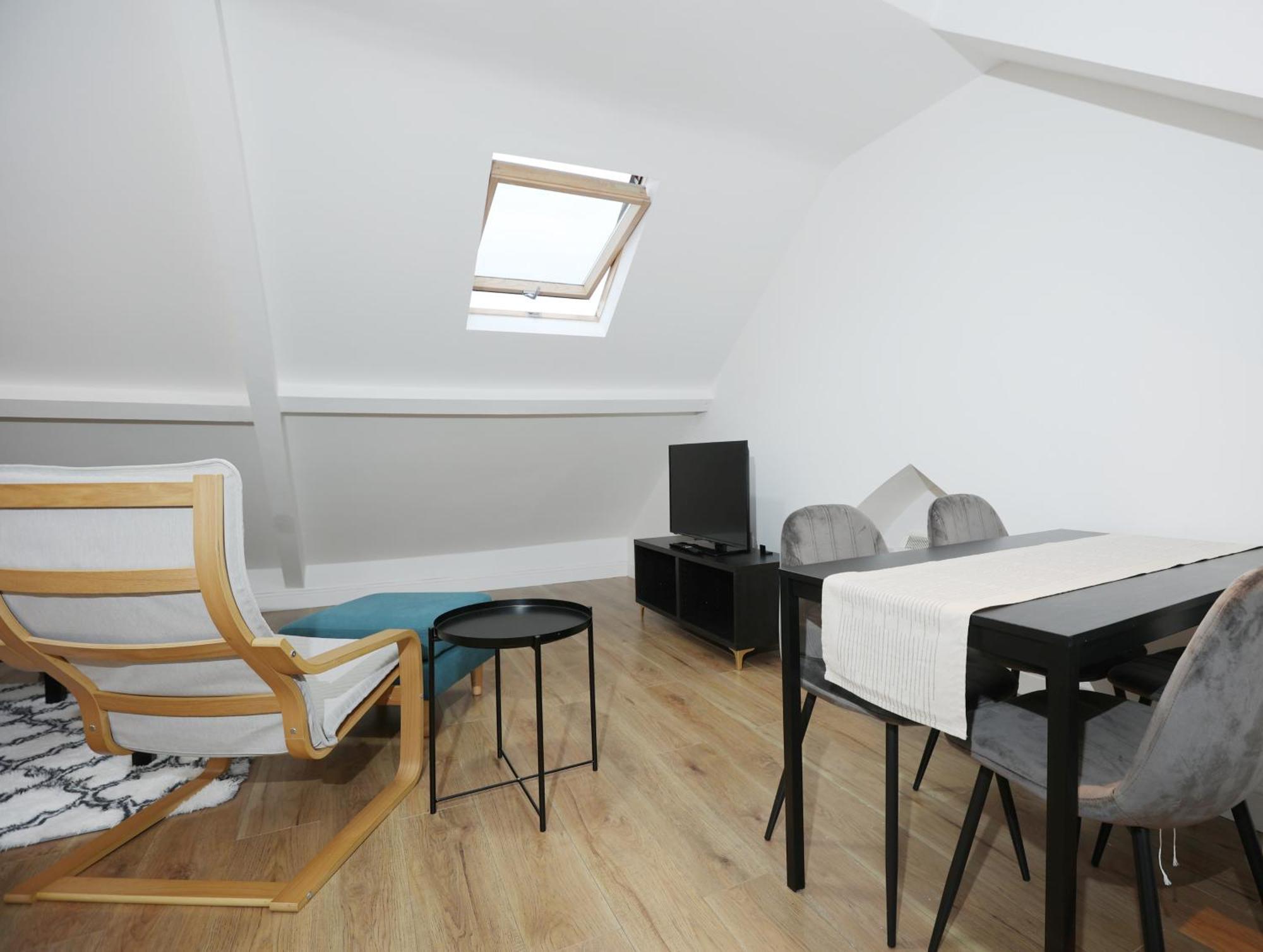 Cathedral By N And N Stays, Very Close To Principality Stadium Cardiff