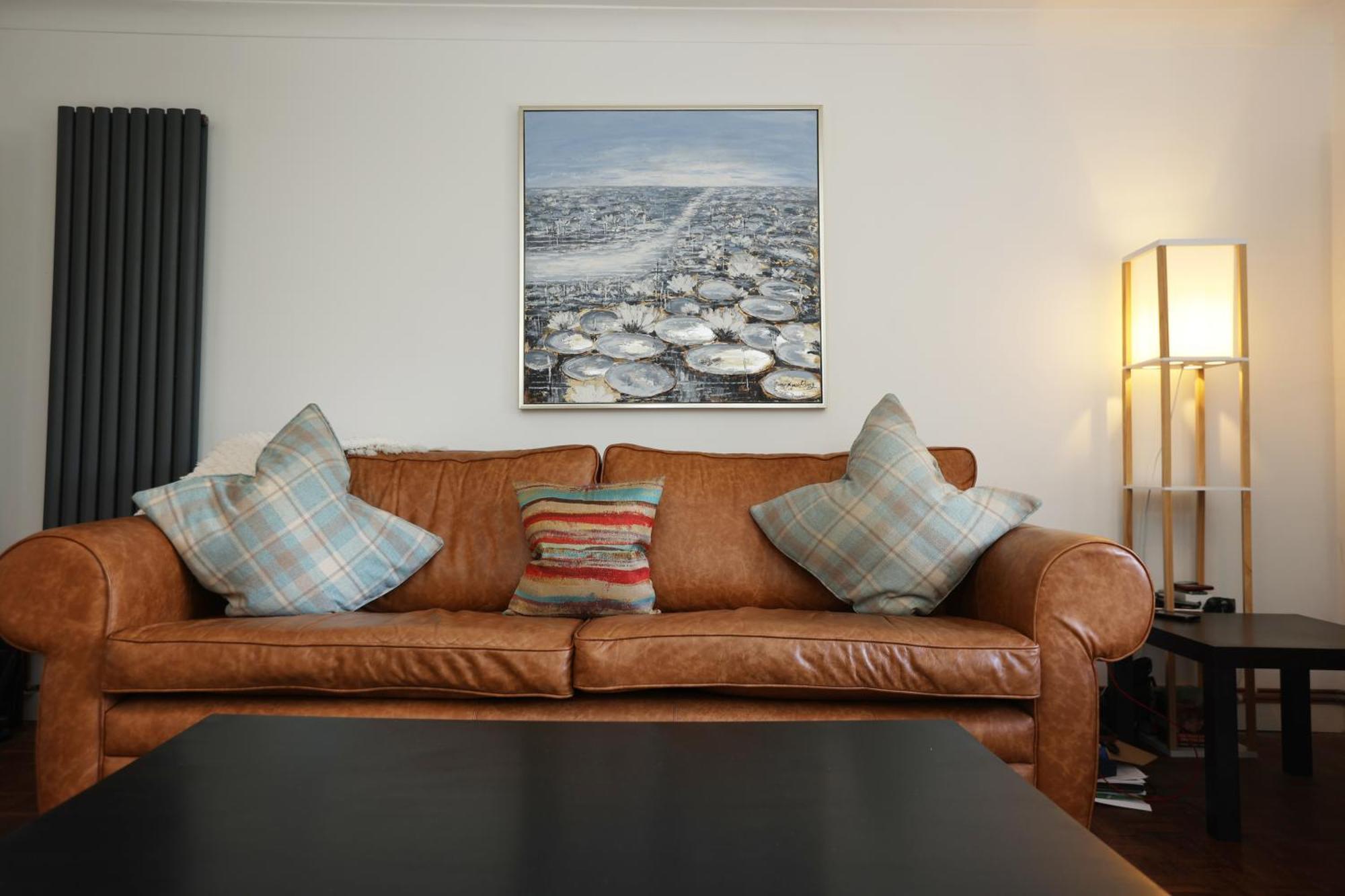 Llwyn Pia By N And N Ltd, With Private Pool, Sauna And Hot Tub, Perfect For Relocation, Workers Or Your Ideal Getaway *