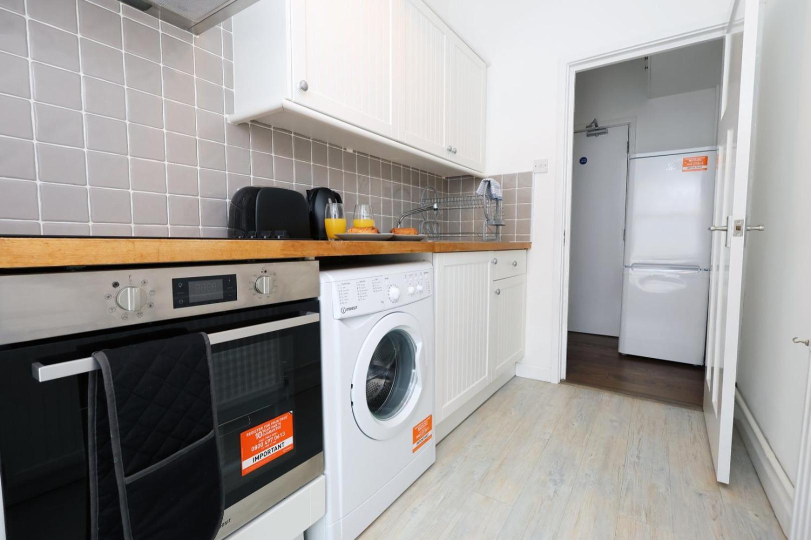 Cozy Pontcanna Escape With Double Beds And Wifi Apartment *