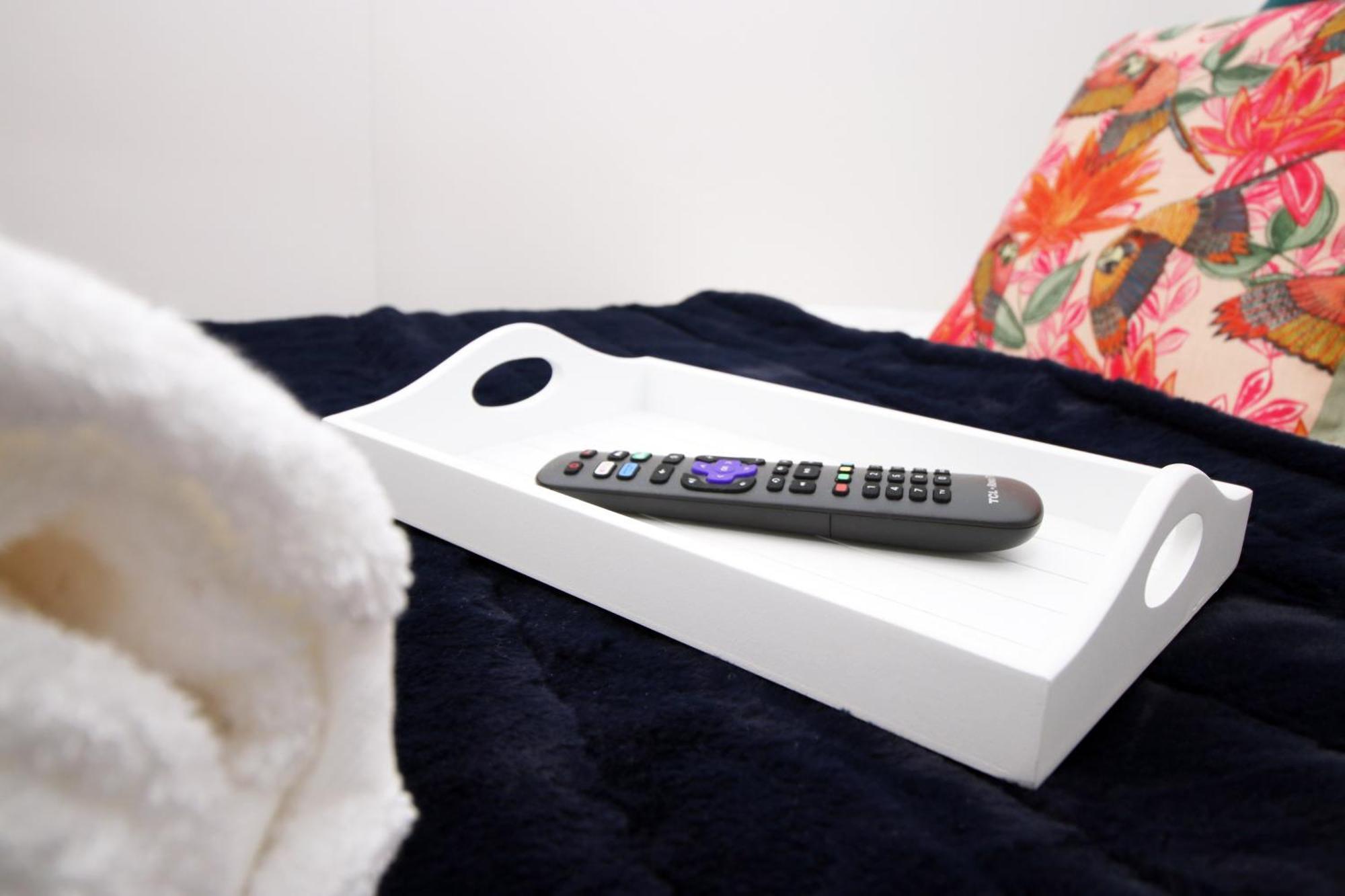 Stay! Smart Tvs In Every Room! Sleeps 4 & Parking Available, 2 Min Walk To Shops, Bars And Restaurants Apartment *
