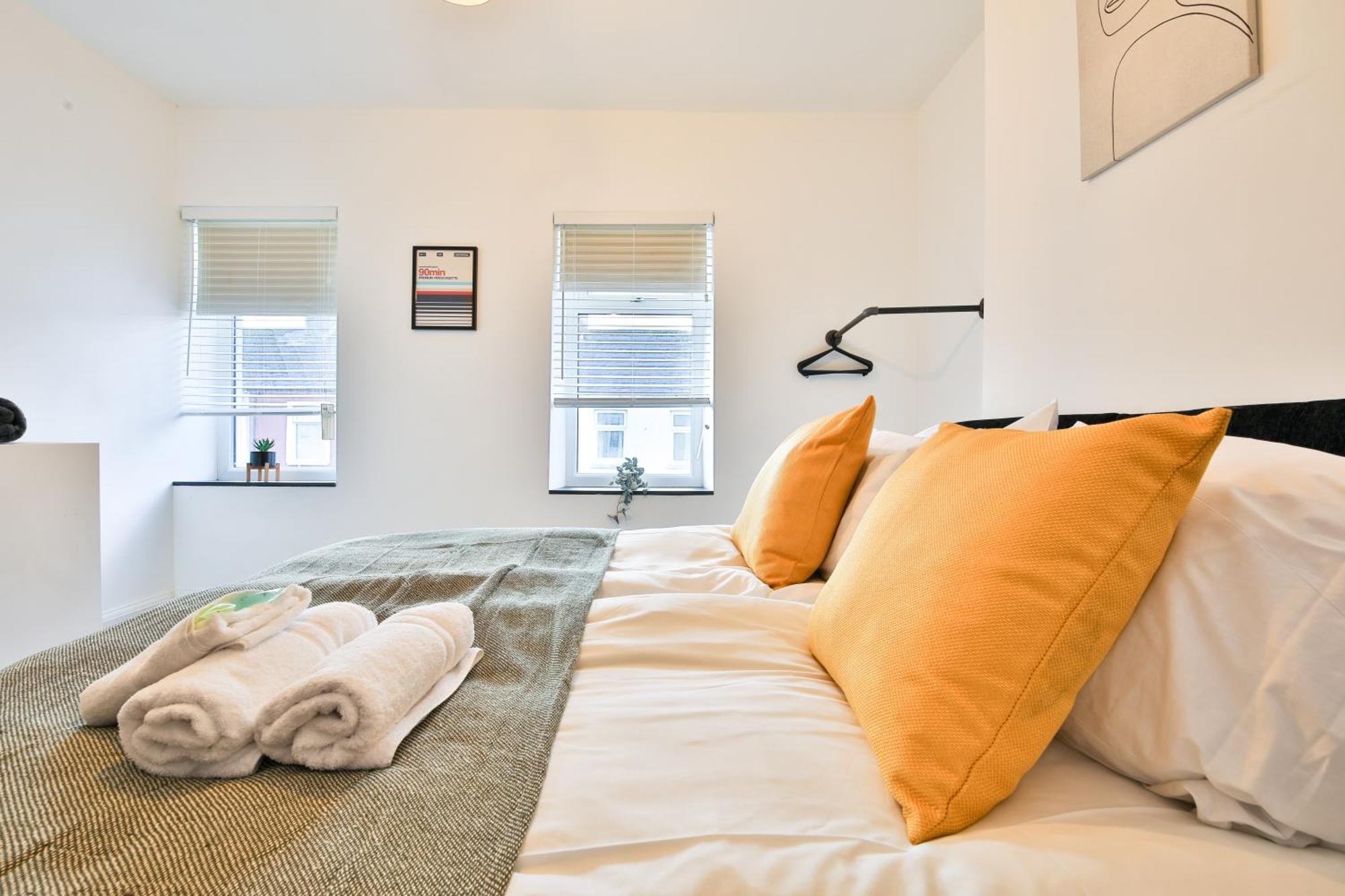 Stayright Charming 2br House, Walking Distance To City Centre Apartment *