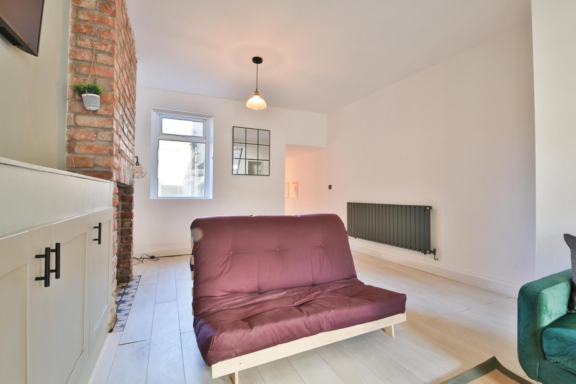 Stayright Charming 2br House, Walking Distance To City Centre