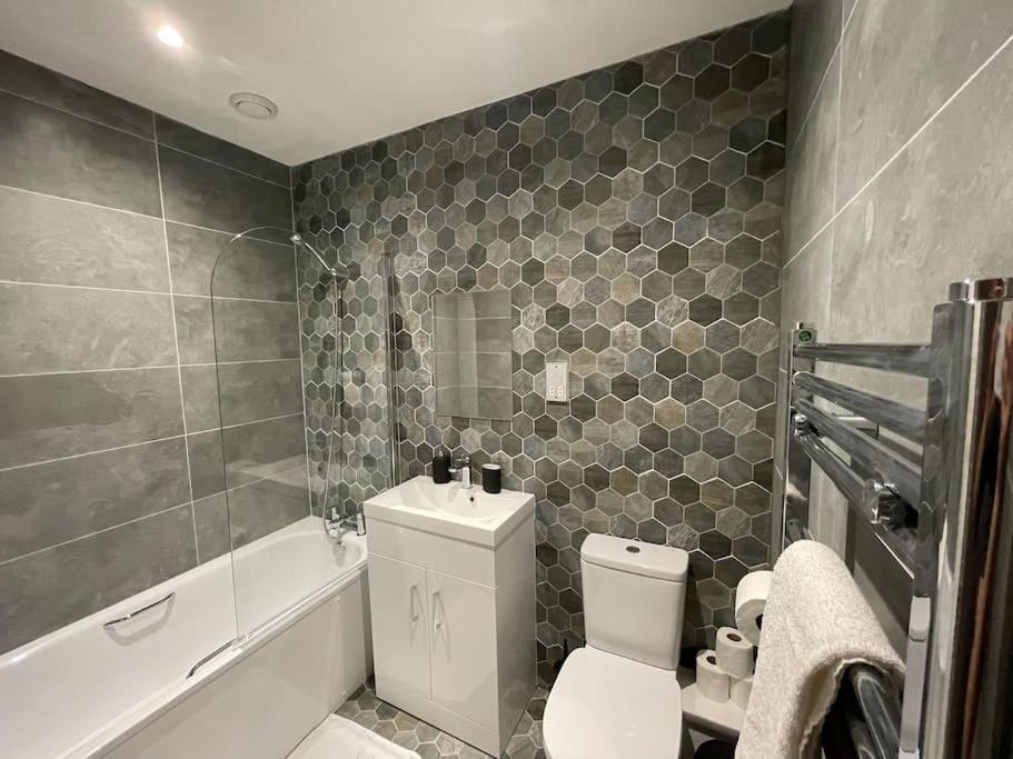 Luxury 2 Bed Centre Duplex With High Ceilings Apartment Cardiff