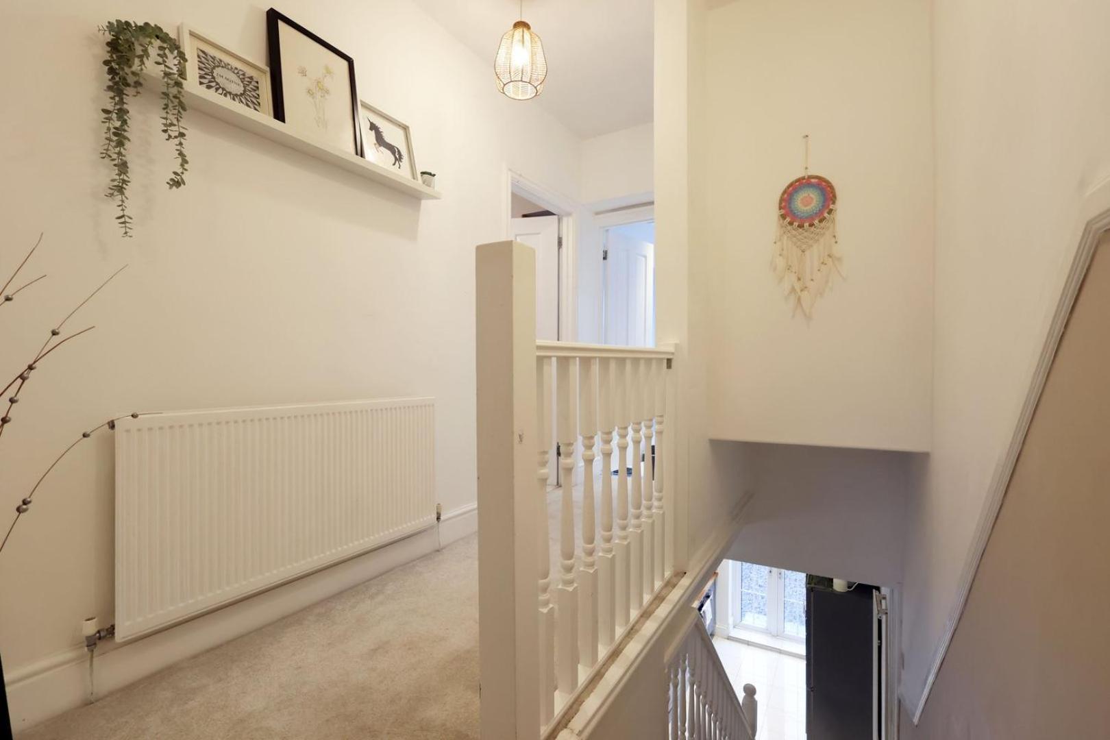 Apartment Spacious 2-bed Haven With Luxe Touches