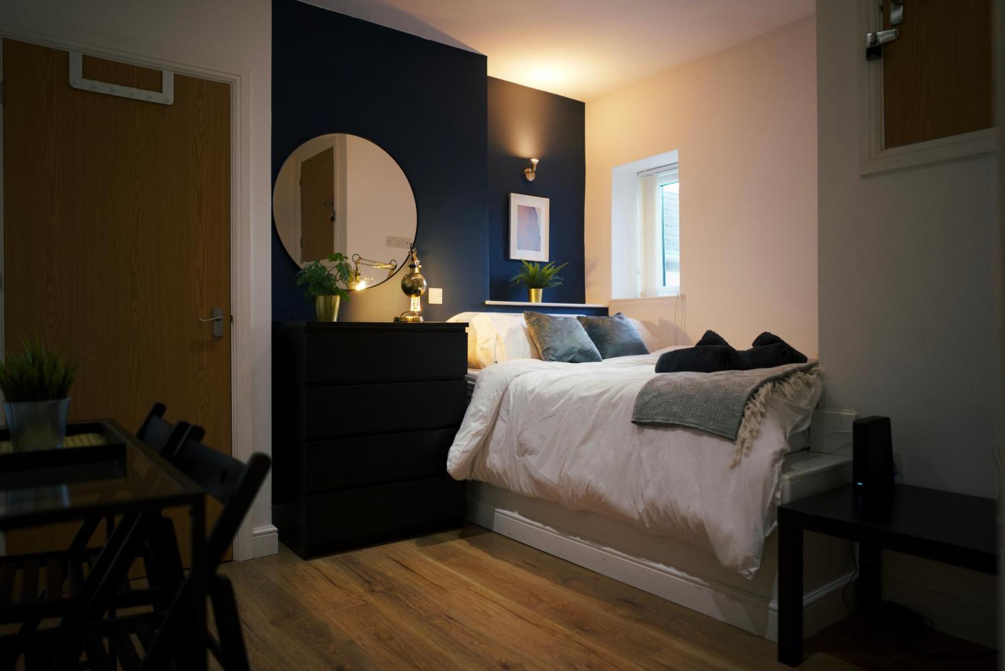 Luxury 3 Bed Centre - Free Parking *