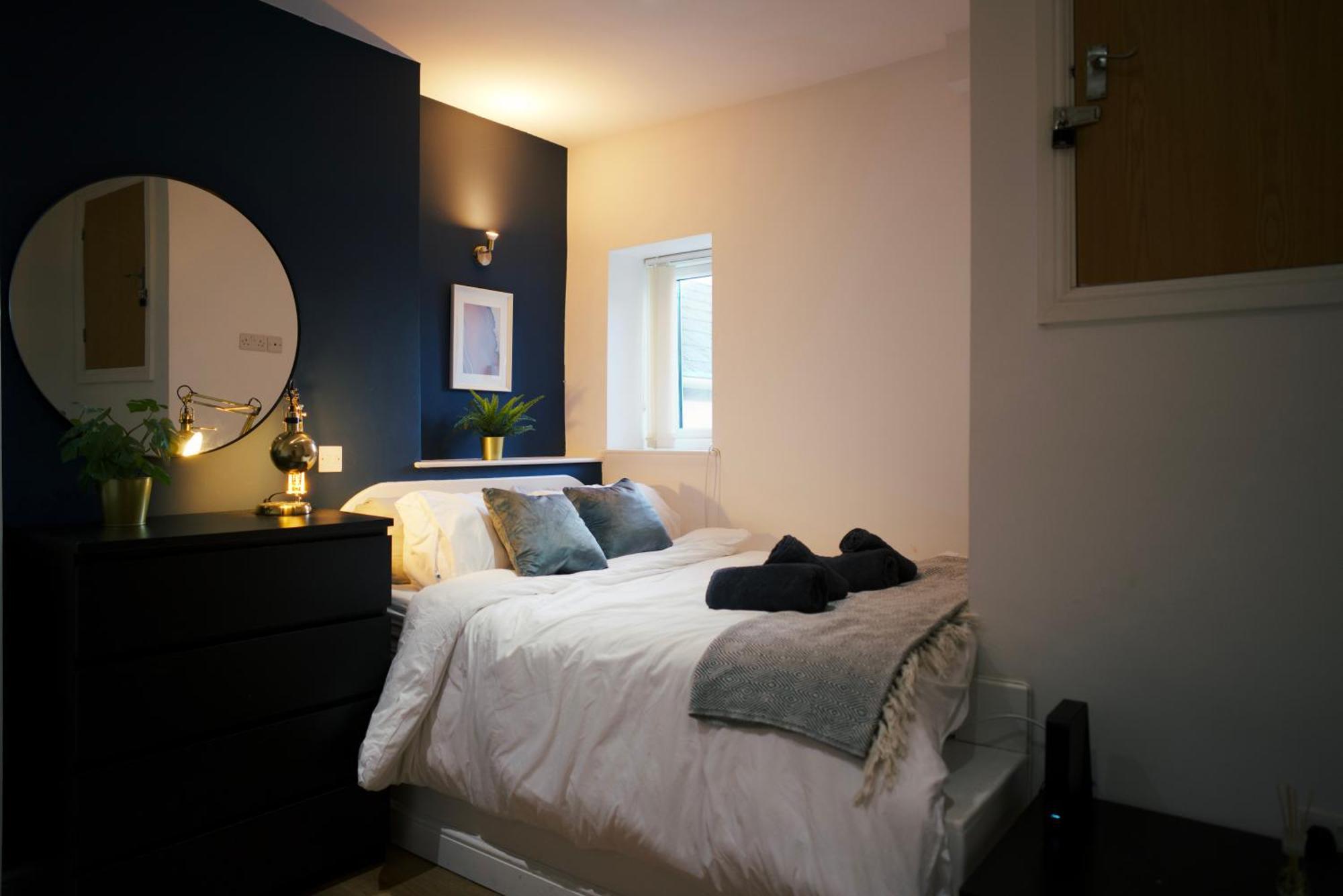 Apartment Luxury 3 Bed Centre - Free Parking
