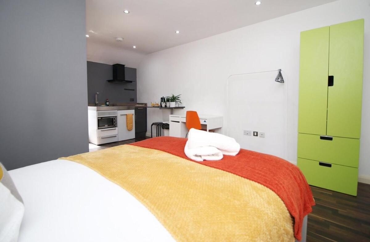Modern & Cosy -near Centre