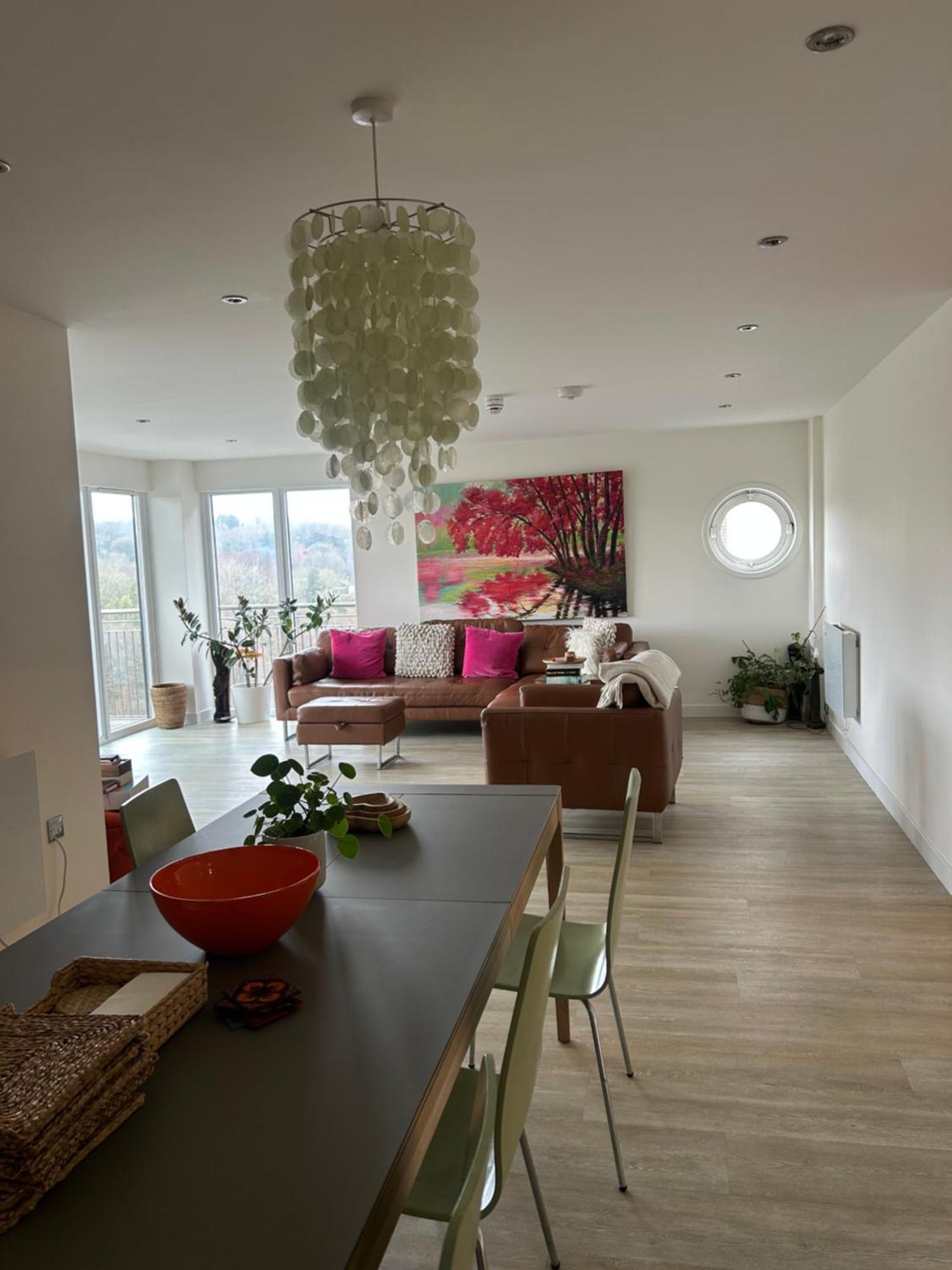 Stunning Waterfront Close To Bay And Penarth With Parking Apartment Cardiff