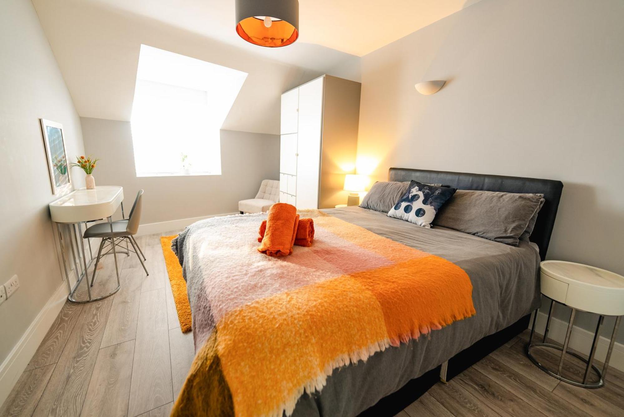 Stylish Spacious 2-bed & High Ceiling Cardiff