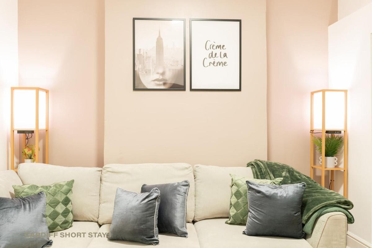 Holiday home Centre Large House Free Parking & Fast Wi-fi