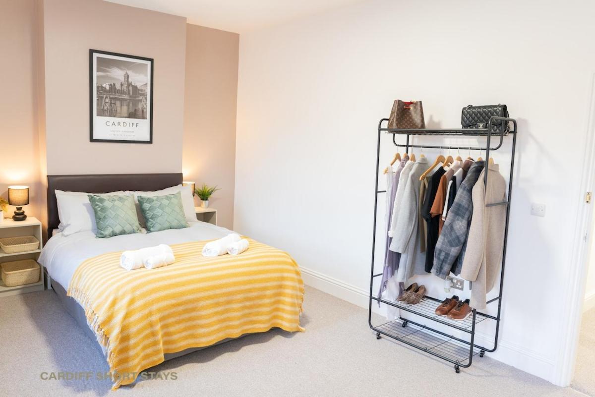 Holiday home Centre Large House Free Parking & Fast Wi-fi