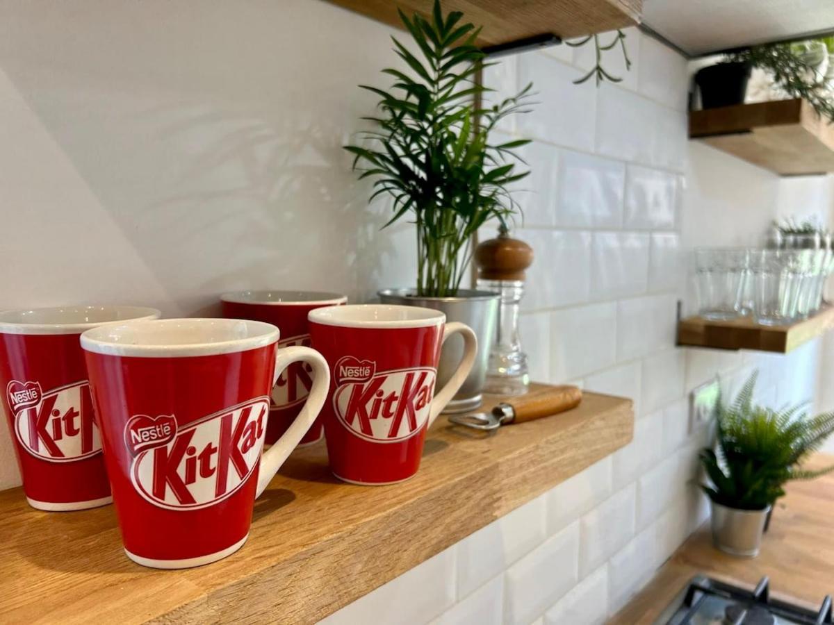Stylish House With Parking Holiday home *