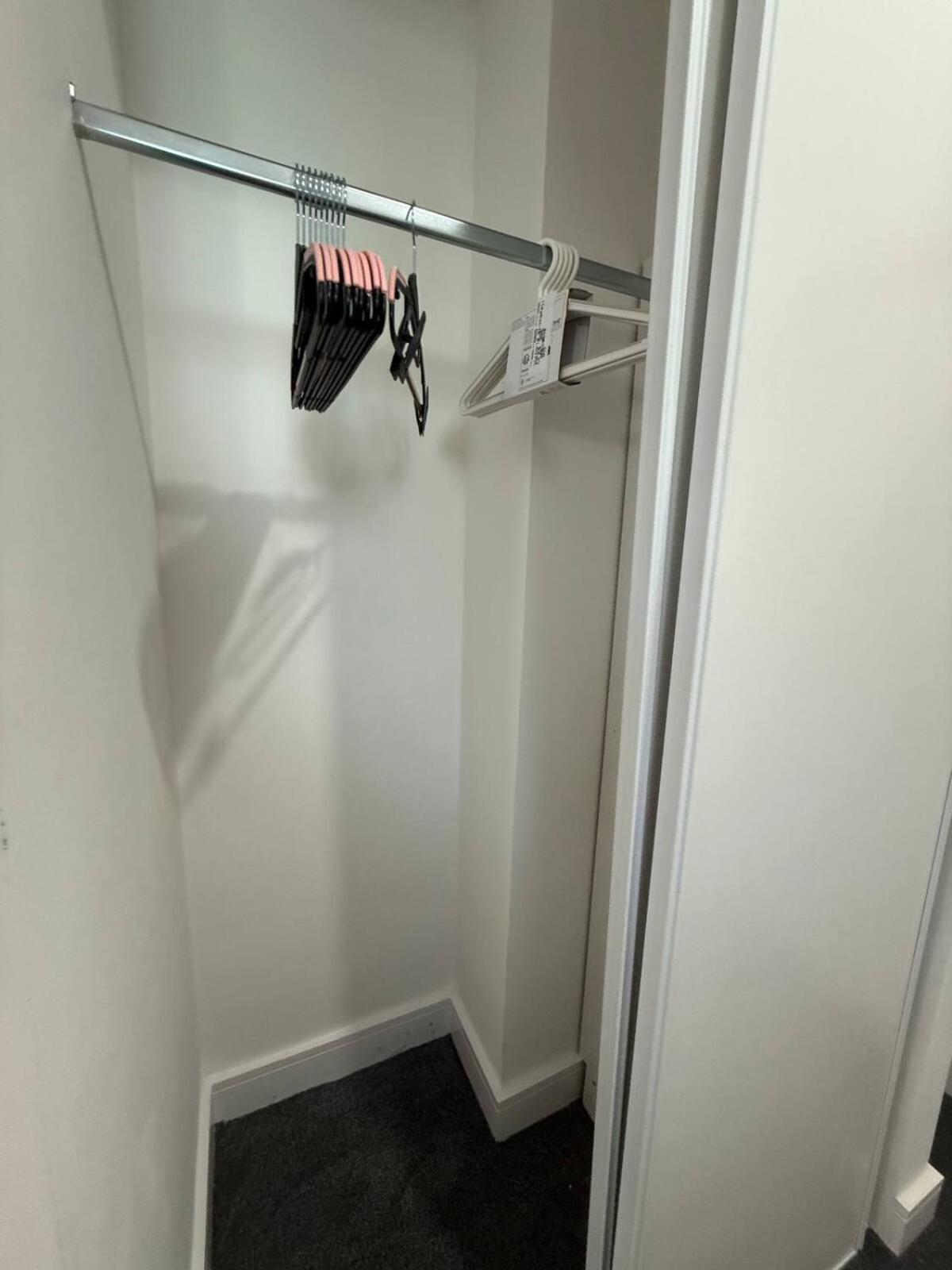 9 Mill Lane, - Prime Centre Apartment *