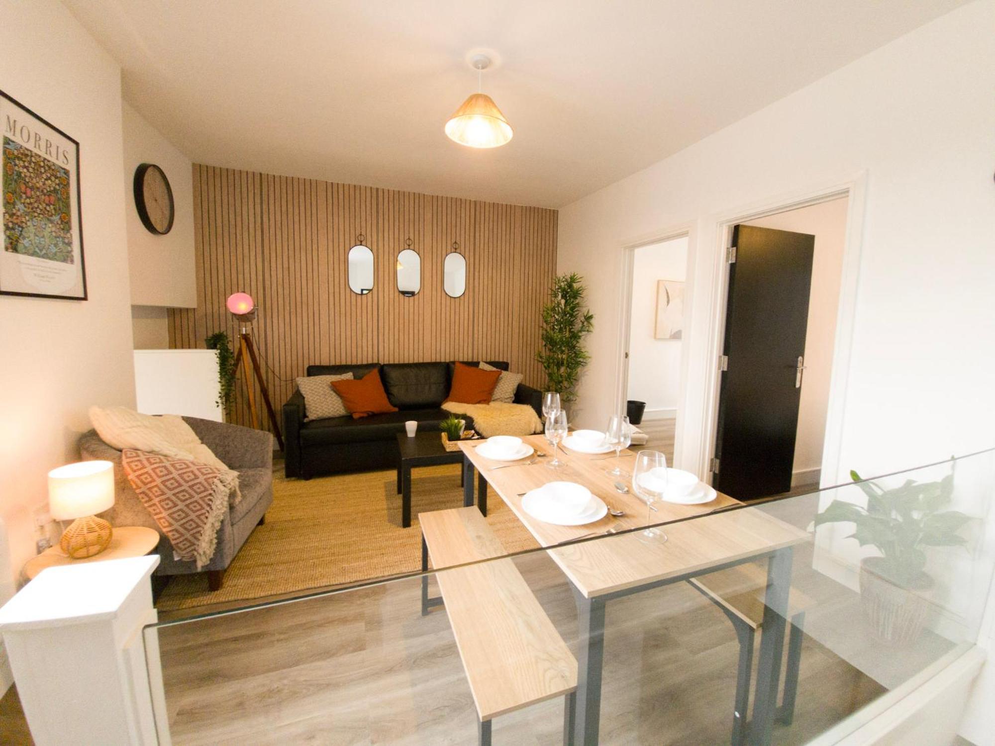 Super Convenient Keyless Entry Two Bedroom Loft By Promise * Cardiff