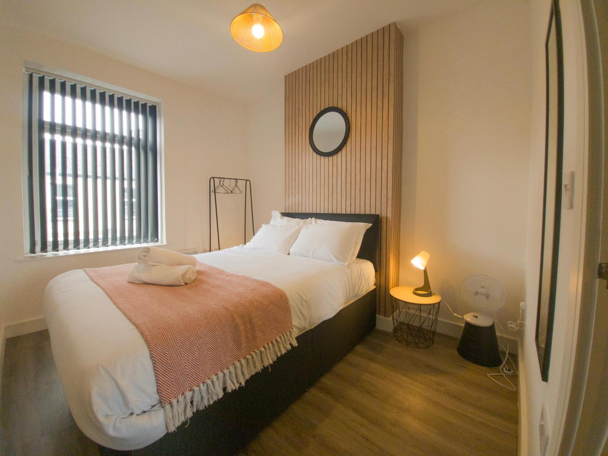 Super Convenient Keyless Entry Two Bedroom Loft By Promise