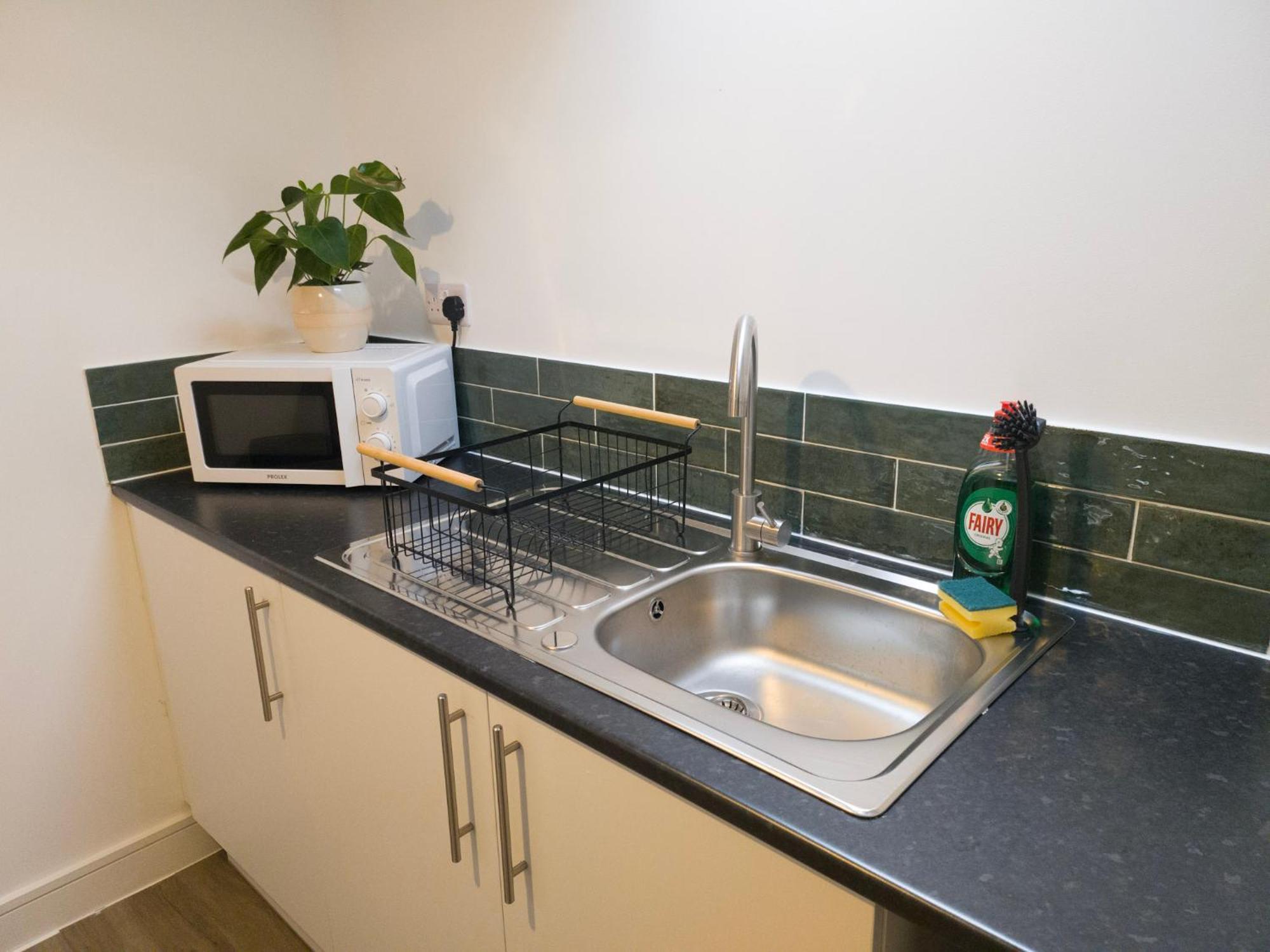 Super Convenient Keyless Entry Two Bedroom Loft By Promise Apartment *