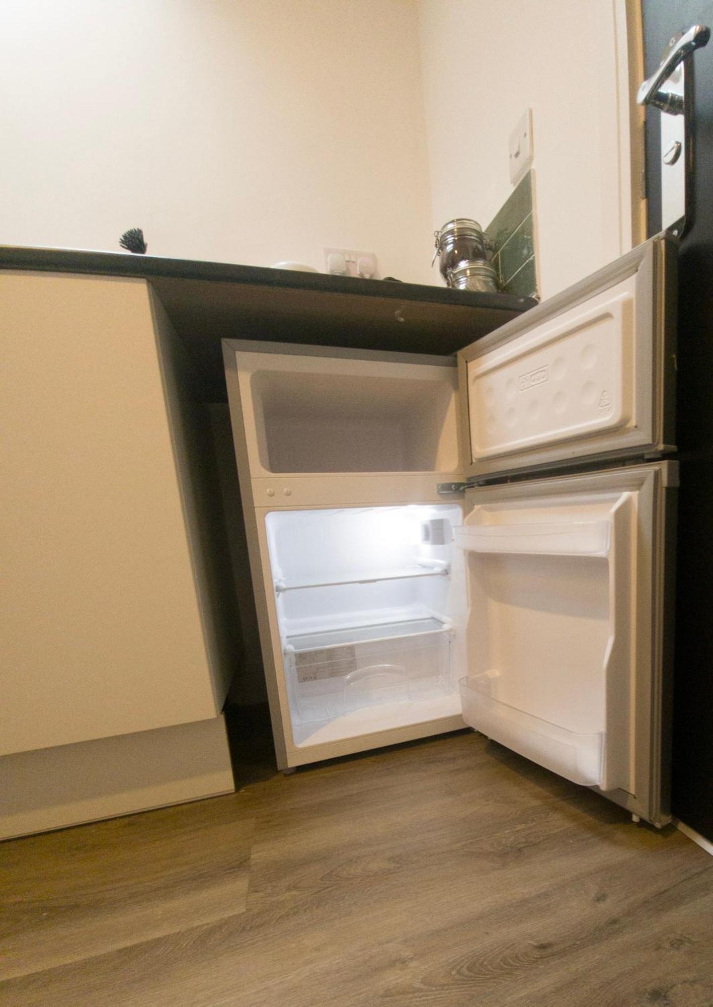 Apartment Super Convenient Keyless Entry Two Bedroom Loft By Promise