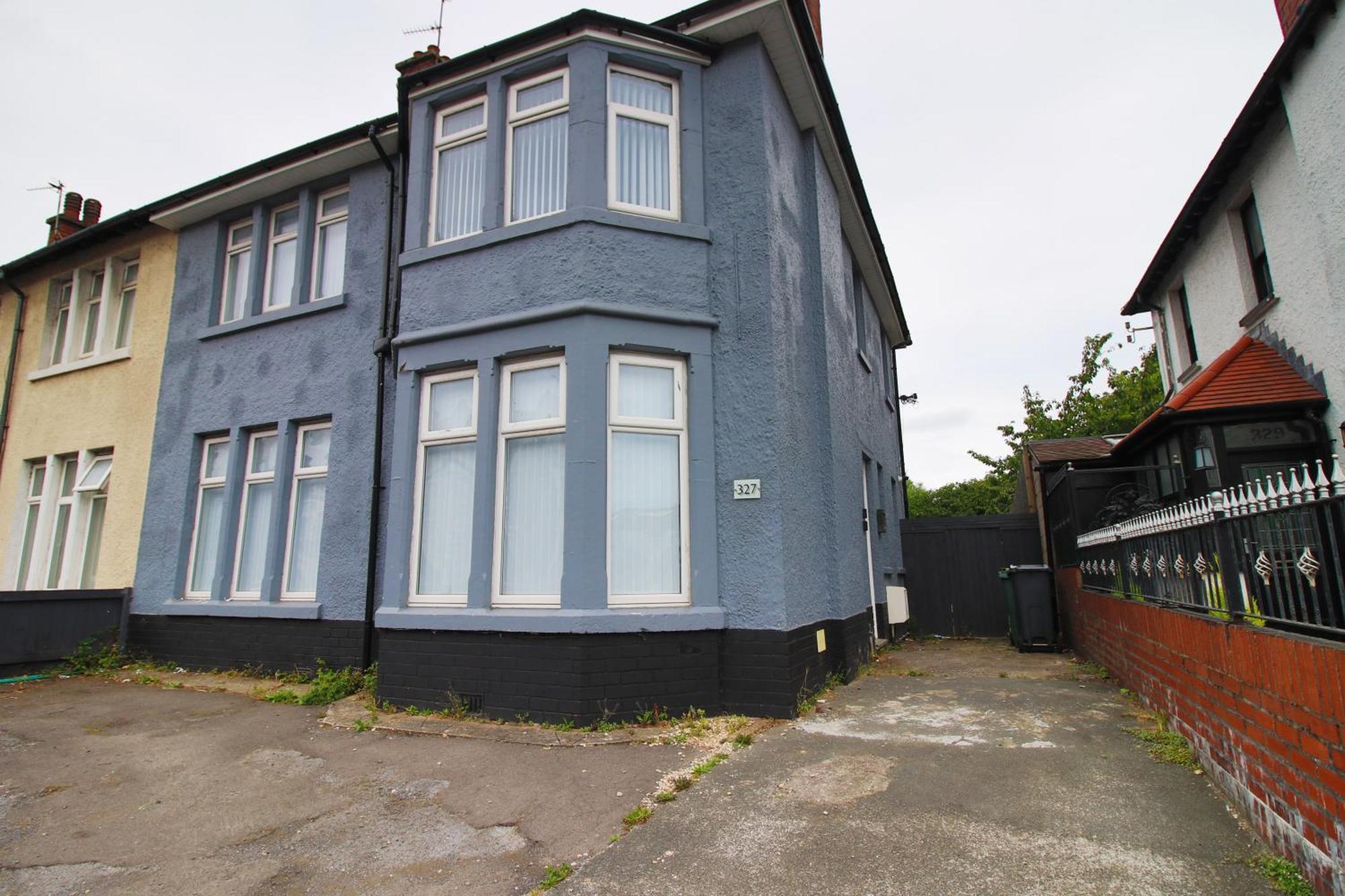 Royal Oak House - 5 Bedroom House - Wifi - Parking Guest house