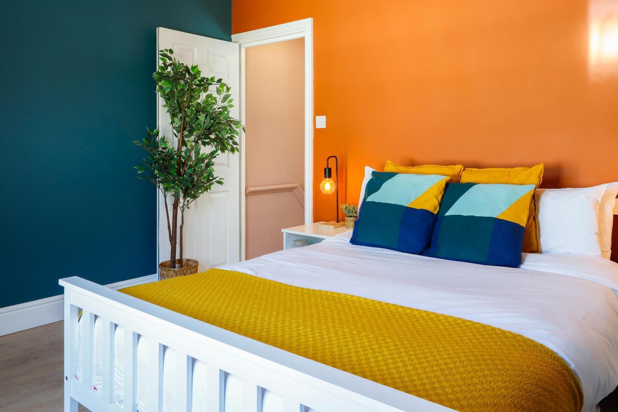 Holiday home Sanjo By Koya Homes-2-bed Home-free Parking Cardiff