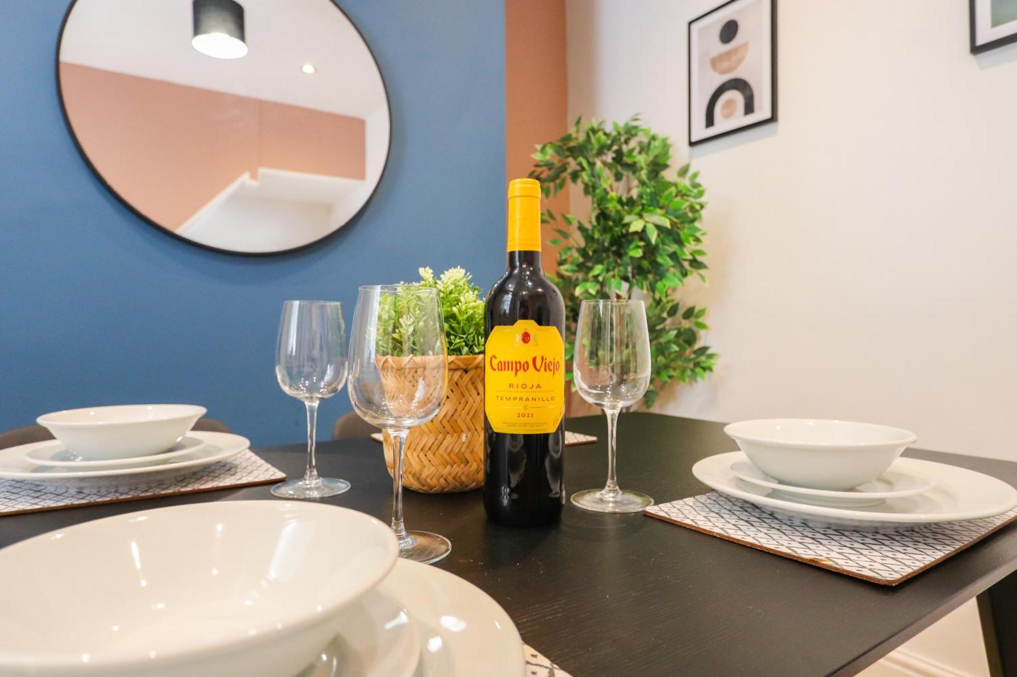 Holiday home Sanjo By Koya Homes-2-bed Home-free Parking