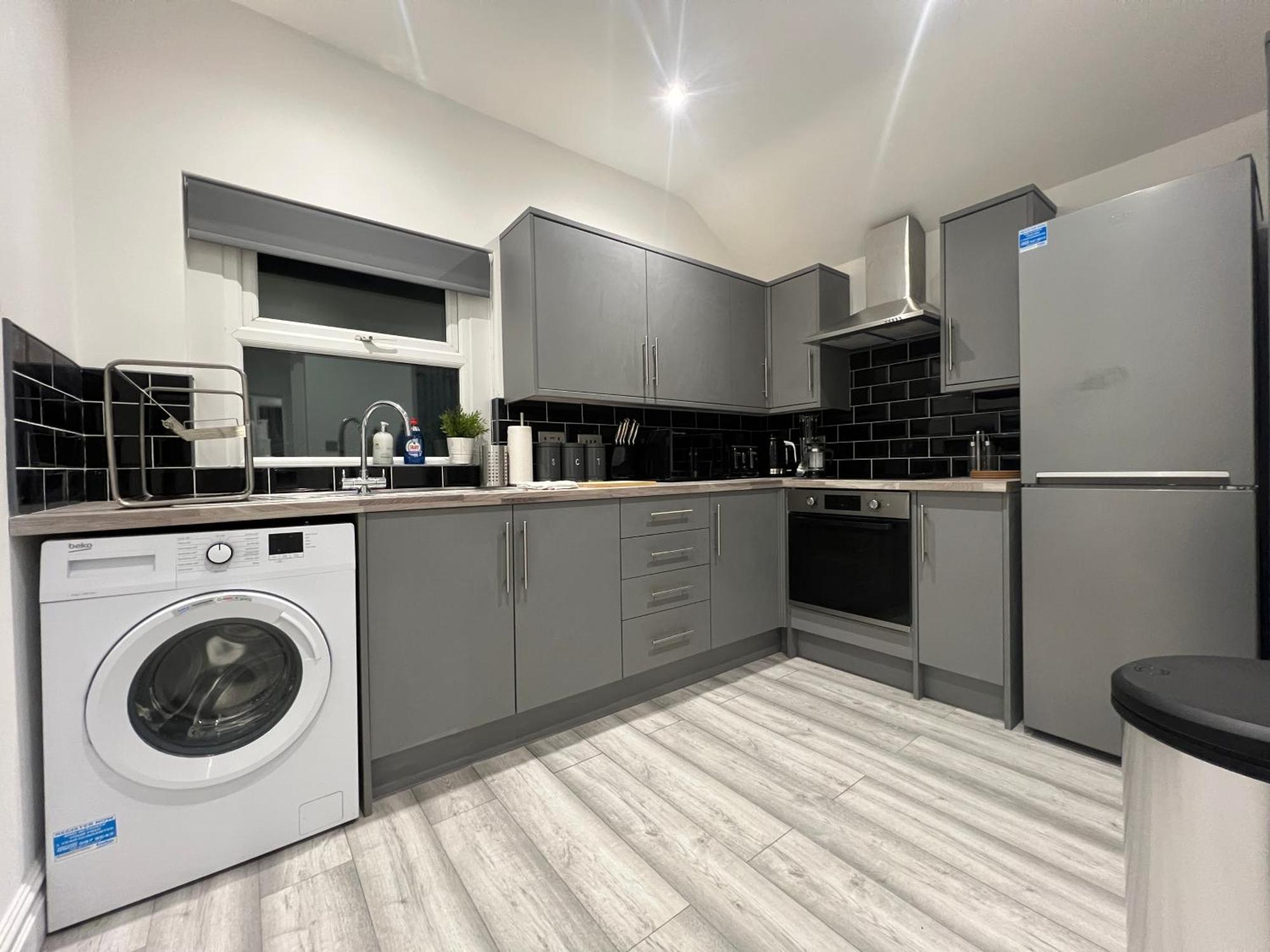 Apartment Modern 3 Bed Flat - Centre - Free Parking Cardiff