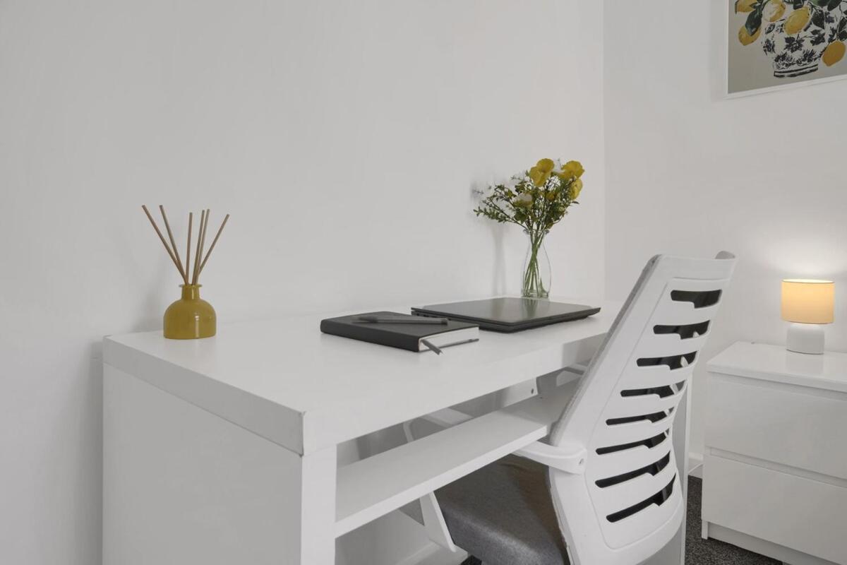 Apartment Spacious - - Fast Wifi - Netflix Cardiff