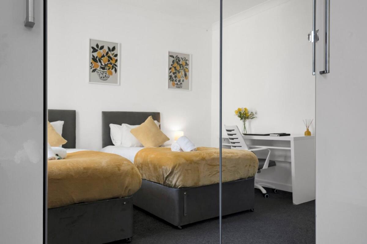 Apartment Spacious - - Fast Wifi - Netflix