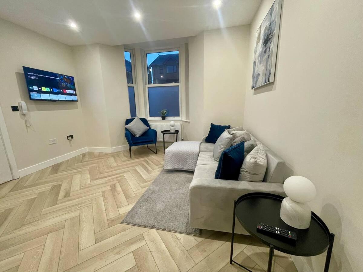Modern 2br Duplex In Pontcanna In A Stylish Space Cardiff