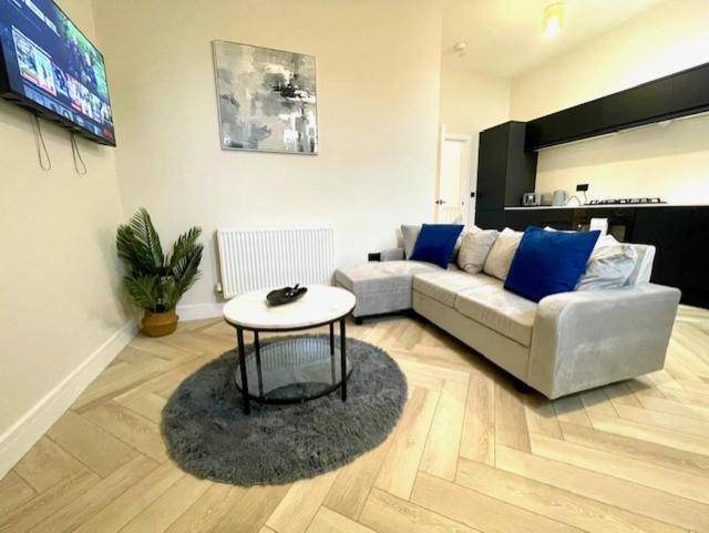 Brand-new Stylish 2br Duplex In Pontcanna Modern & Cozy Apartment
