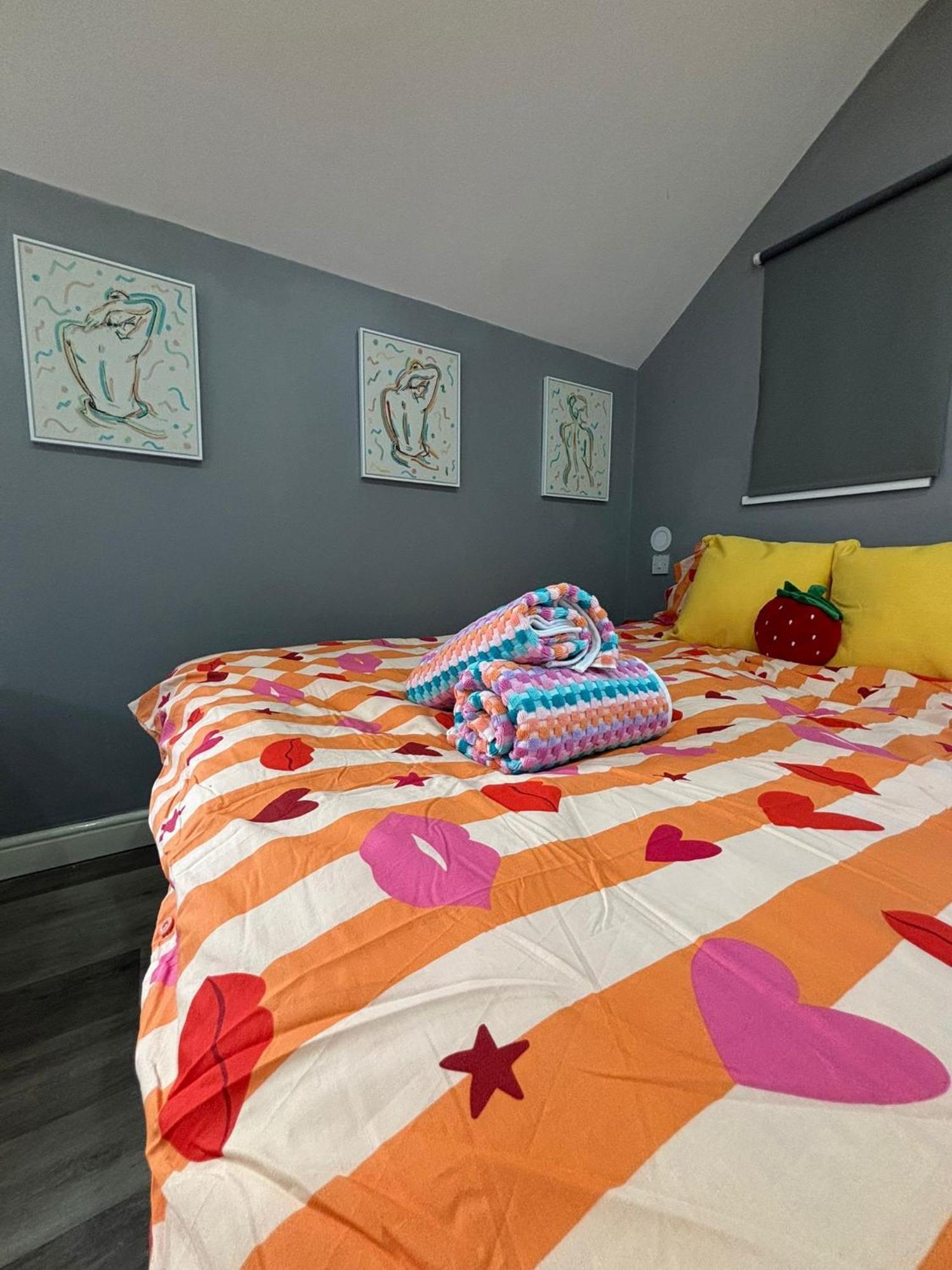 A Stylish Private In The Heart Of The Apartment *