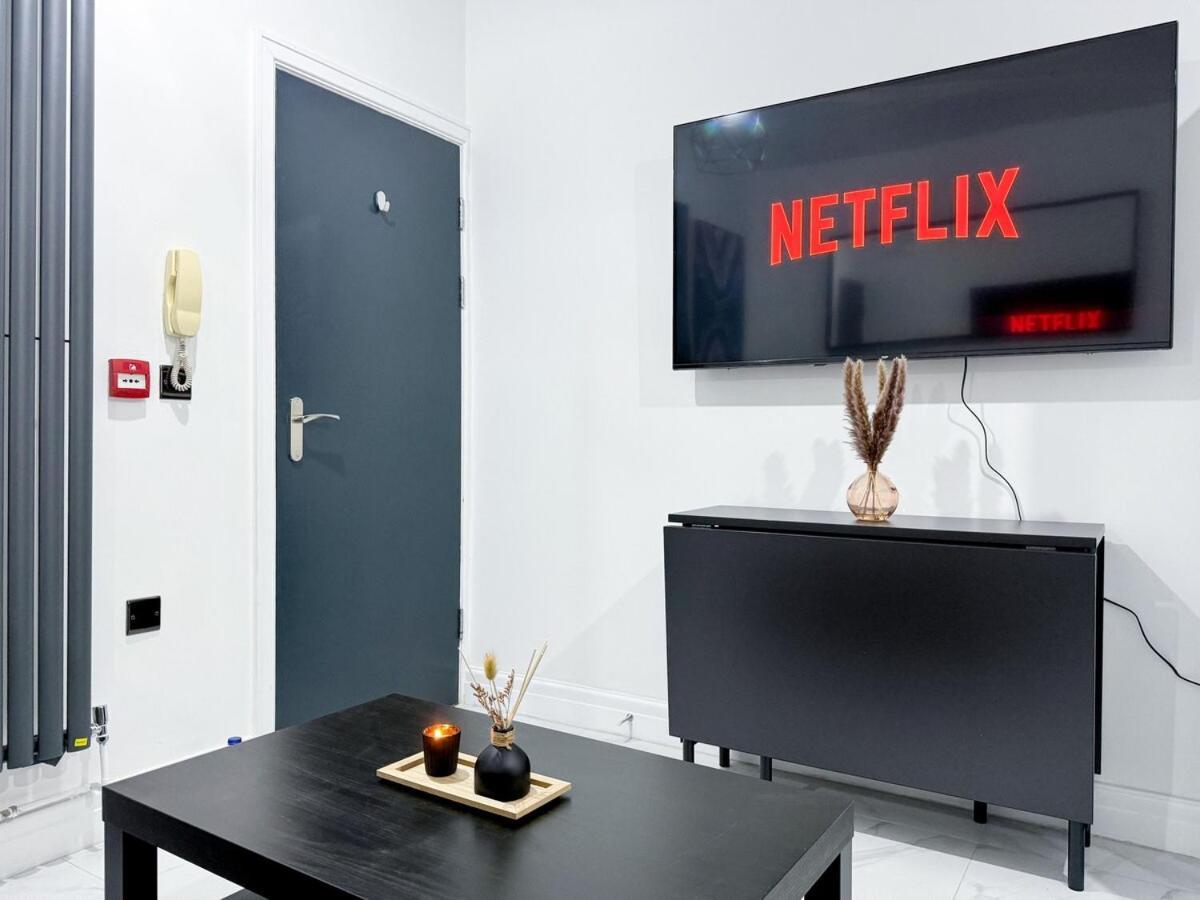 Modern & Cozy - City Centre 2-Bed Flat With Garden Cardiff