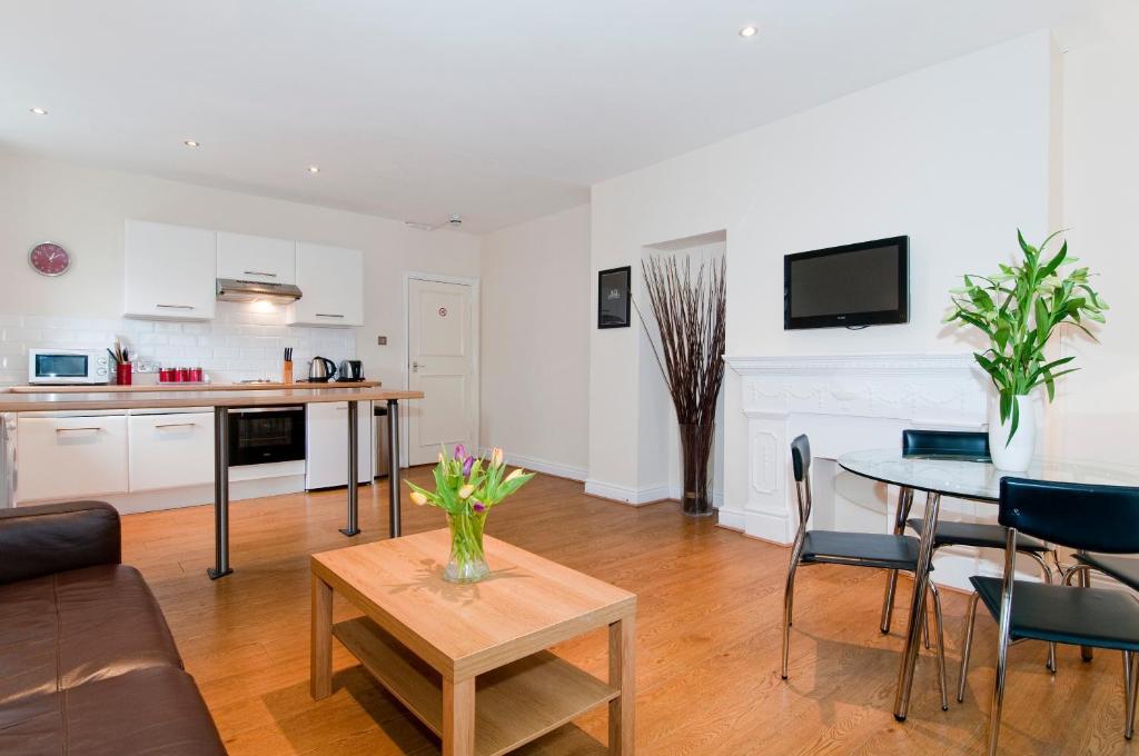 The Artisan Quarter Serviced * Cardiff