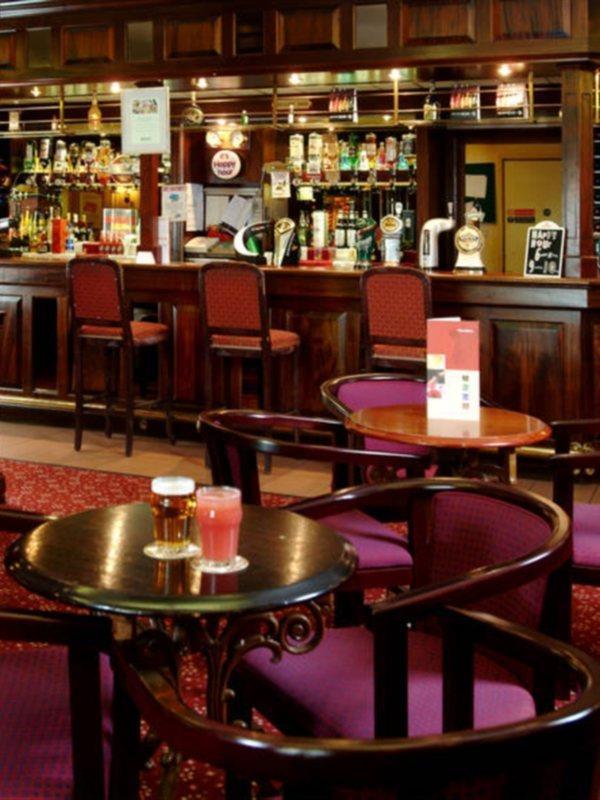 Hotel North M4 Jct 32, An Ihg Cardiff