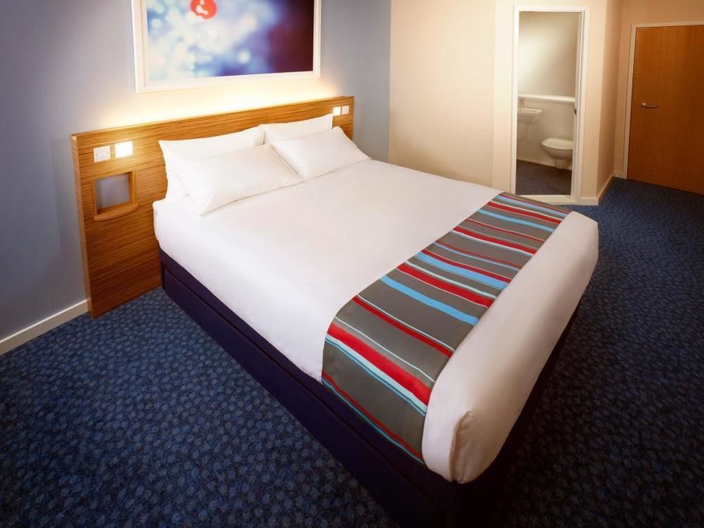Travelodge Atlantic Wharf Hotel