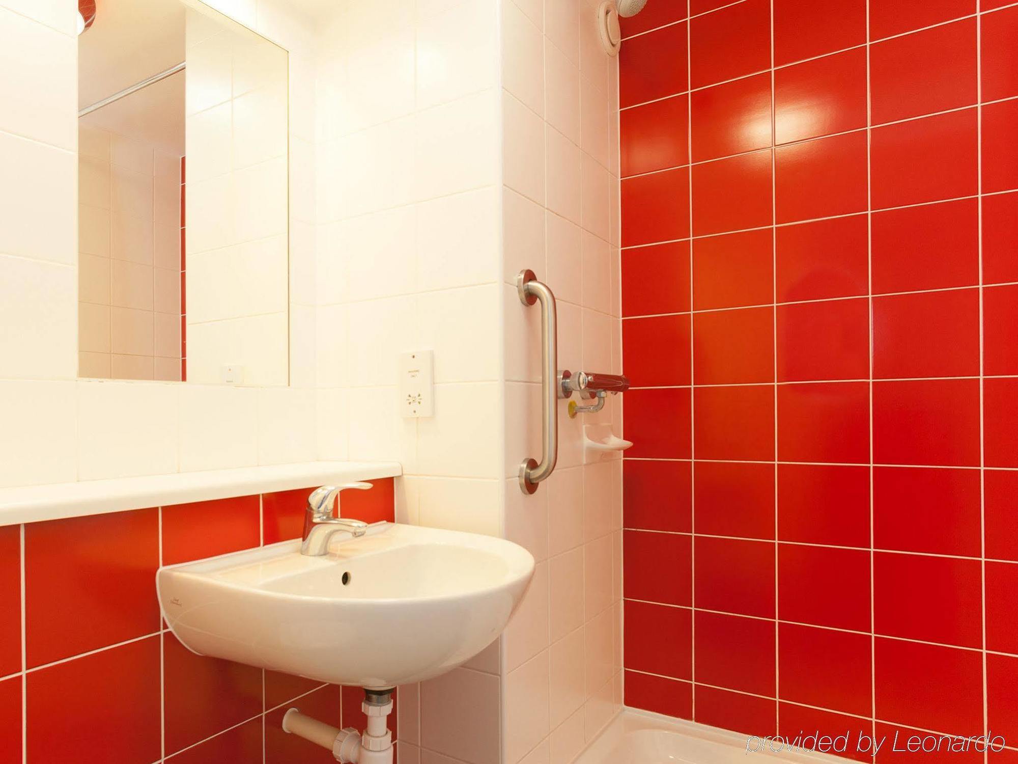 Hotel Travelodge Atlantic Wharf Cardiff