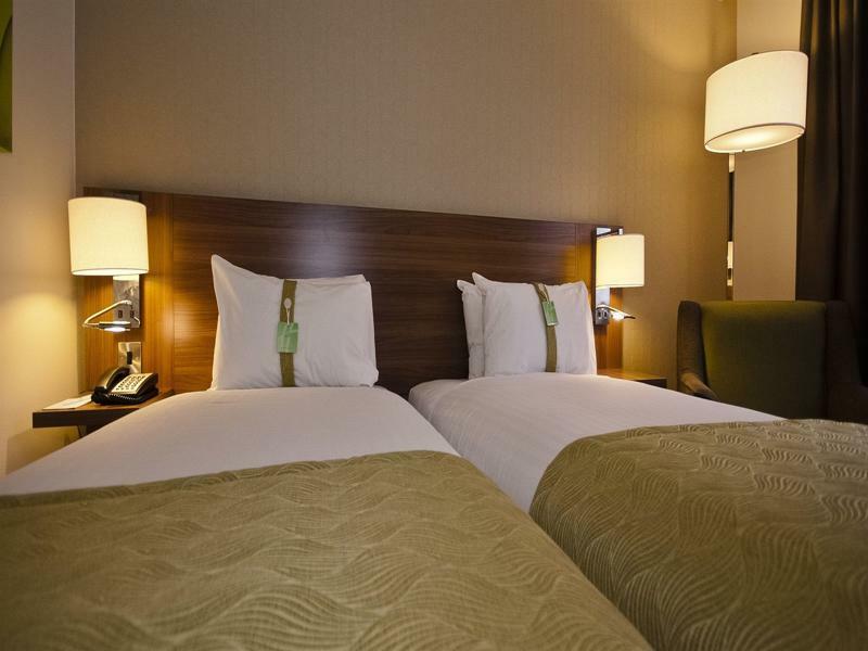 North M4 Jct 32, An Ihg Cardiff