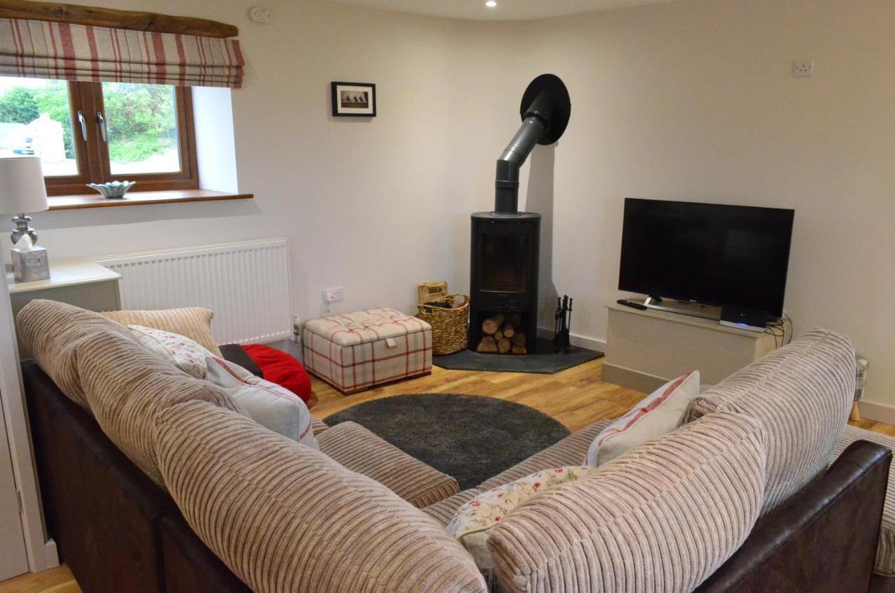 Holiday home Special 8-13june Beautiful Dog Freindly Near Cardiff, Cowbridge, Barry