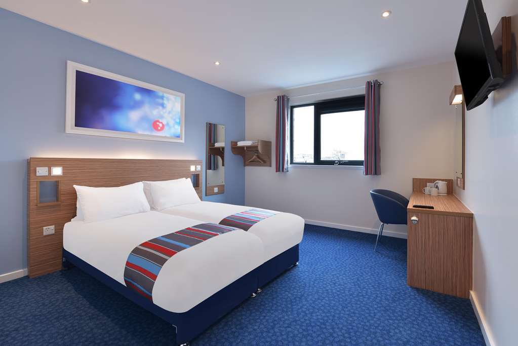 Travelodge M4 Hotel