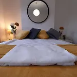 Spacious 4 Bedroom, Free Netflix, Central Location