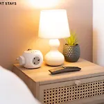 Luxury Stadium Place - Fast Wifi - Free Parking
