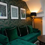 Cardiff 2 Bedroom Entire Apartment Near Principality Stadium
