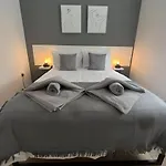 Cosy Stay, Principality Stadium