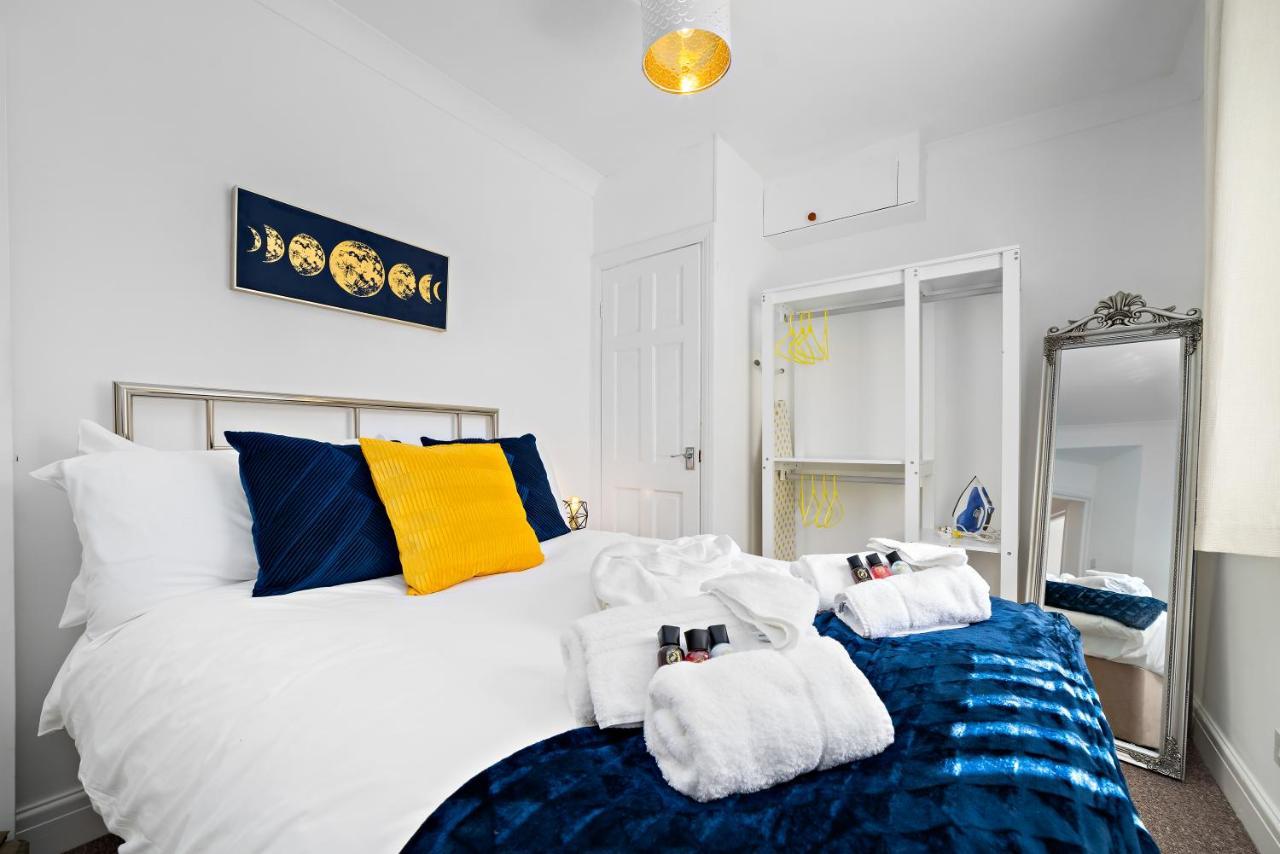 In Canton St John's Court Apartment Cardiff