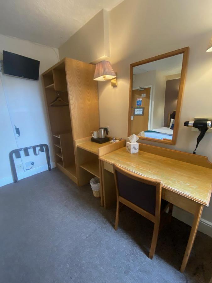 Sandringham Hotel Cardiff