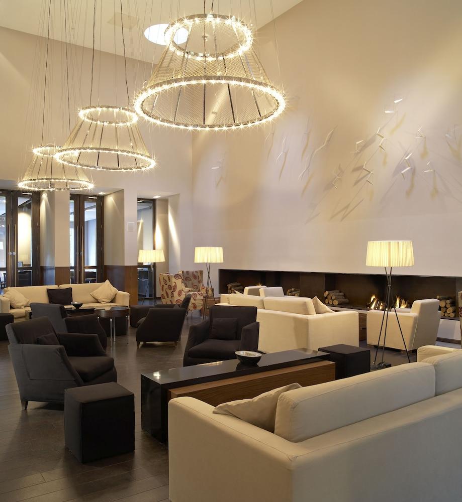 Hotel Park Plaza 4*