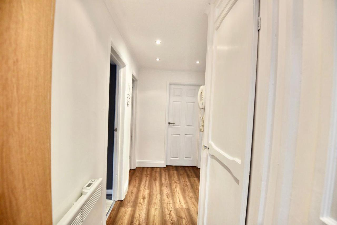 Come On In Centre Wentloog Close Sleeps Upto 6 * Cardiff
